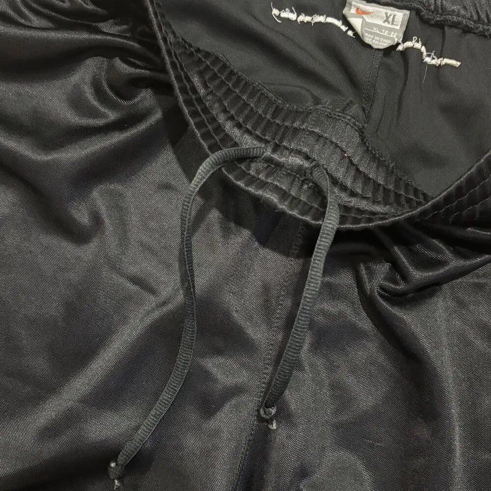 Nike Elite Shiny Dazzle Baggy Basketball Shorts Black Red Y2K Men’s XL Gray Tag